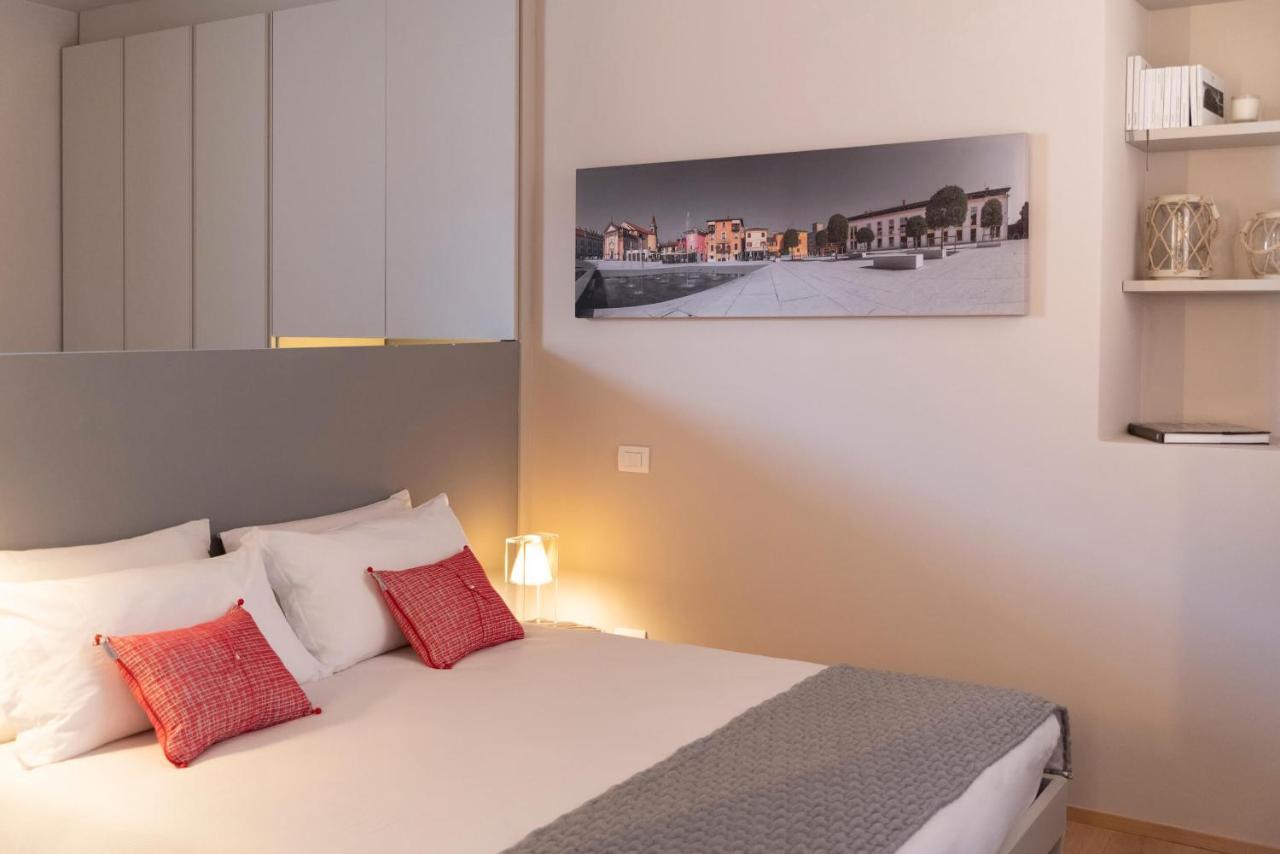 Time To Be - Luxury Apartments Centro Storico بسكييرا ديل غاردا المظهر الخارجي الصورة