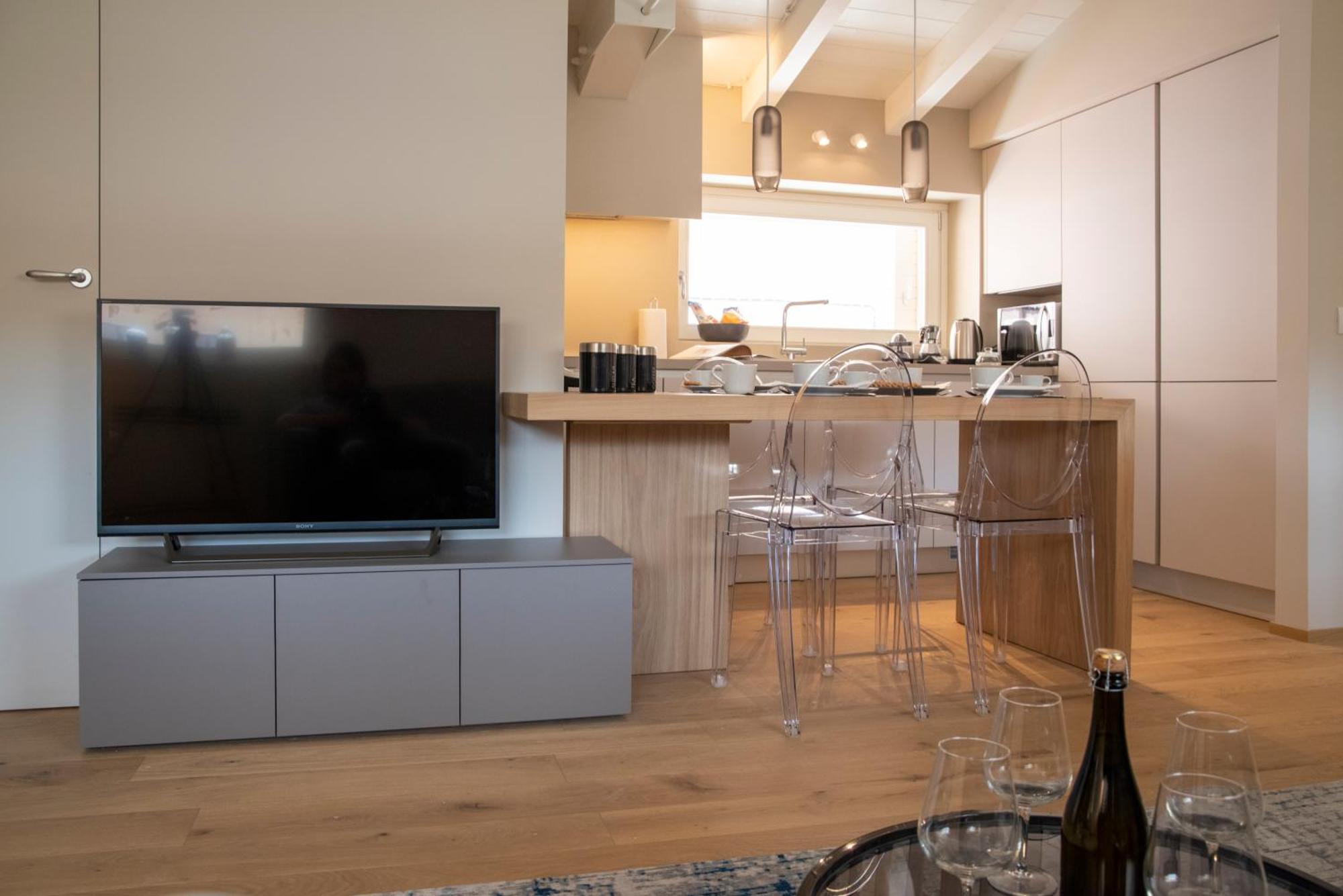 Time To Be - Luxury Apartments Centro Storico بسكييرا ديل غاردا المظهر الخارجي الصورة